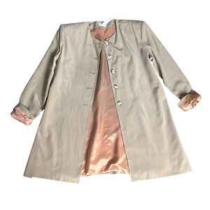 Vintage, 100% silk, nude blazer, size 10
